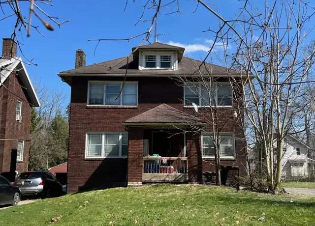 Property at 2115 Elm St Unit 1, Youngstown, OH, 44505, 3 beds, 1 bath, [object Object]