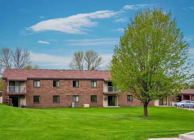 Property at Laurel Place Apartments - 816 W Laurel St, Fergus Falls, MN, 56537, 2 beds, 1 bath, [object Object]