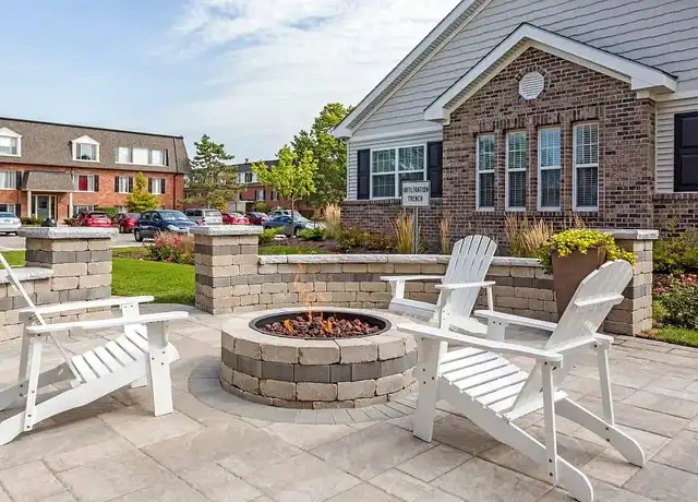 Property at Cypress Place - 975 Jefferson Sq, Elk Grove Village, IL, 60007, 1-2 bed, 1-2 bath, [object Object]