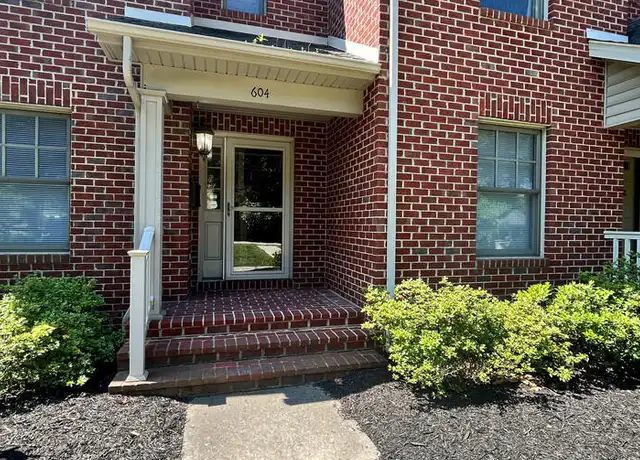 Property at 604 Janette Ave SW, Roanoke, VA, 24016, 2 beds, 2.5 baths, [object Object]