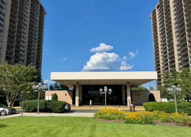 Property at 3705 S George Mason Dr Unit 910S, Falls Church, VA, 22041, 1 bed, 1 bath, [object Object]