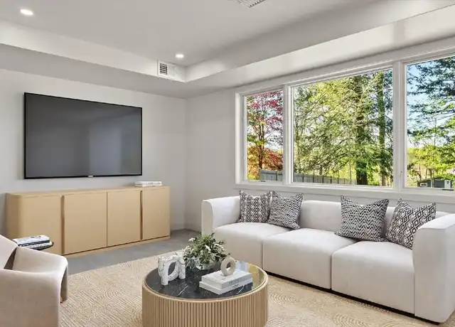 Property at 29 Chestnut Rd, Pittsfield, MA, 01201, 3 beds, 2 baths, [object Object]