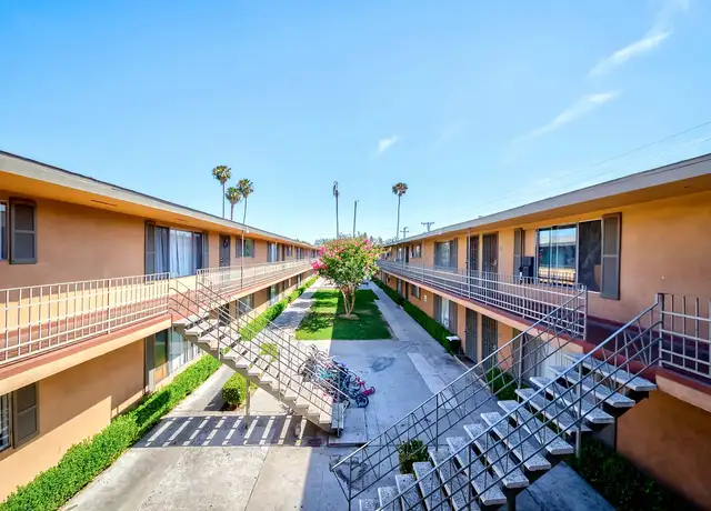 Photo of 7375 9th St, Buena Park, CA 90621