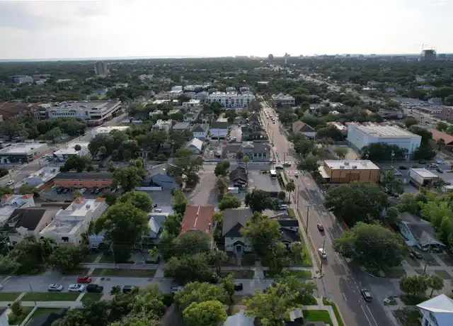 Property at 203 S Westland Ave Unit 2, Tampa, FL, 33606, 2 beds, 1 bath, [object Object]