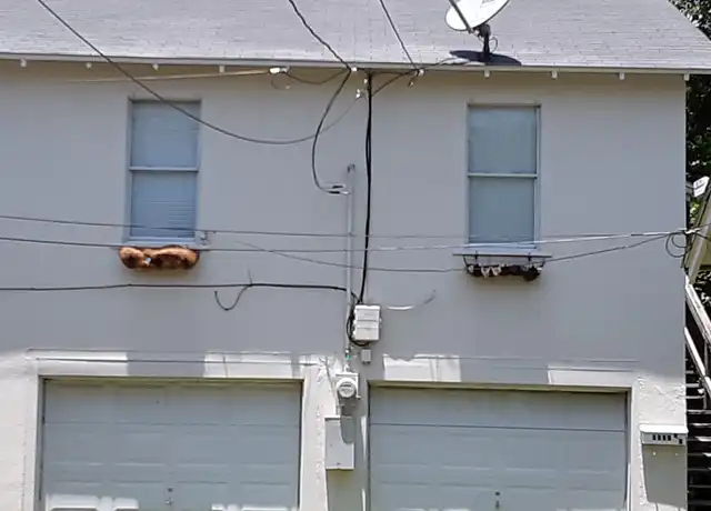 Property at 2821 1/2 Columbus Ave, Waco, TX, 76710, 2 beds, 1 bath, [object Object]