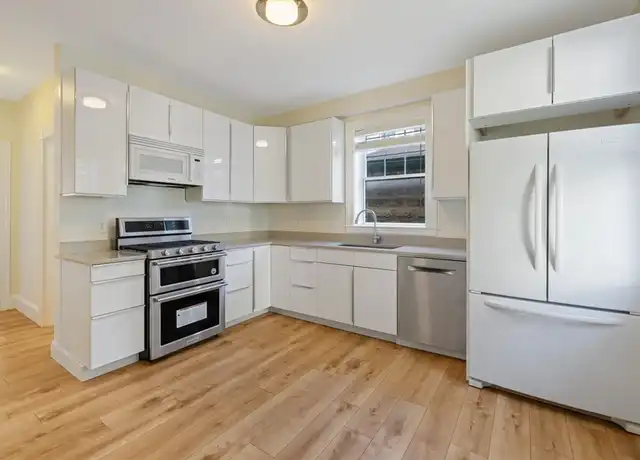 Property at 124 Boston Ave Unit 1, Medford, MA, 02155, 2 beds, 1 bath, [object Object]