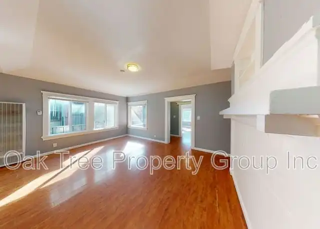 Property at 884 32nd St Unit 876, Oakland, CA, 94608, 2 beds, 1 bath, [object Object]