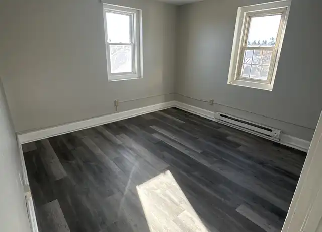 Property at 168 W Main St Unit 3R, Kutztown, PA, 19530, 1 bed, 1 bath, [object Object]