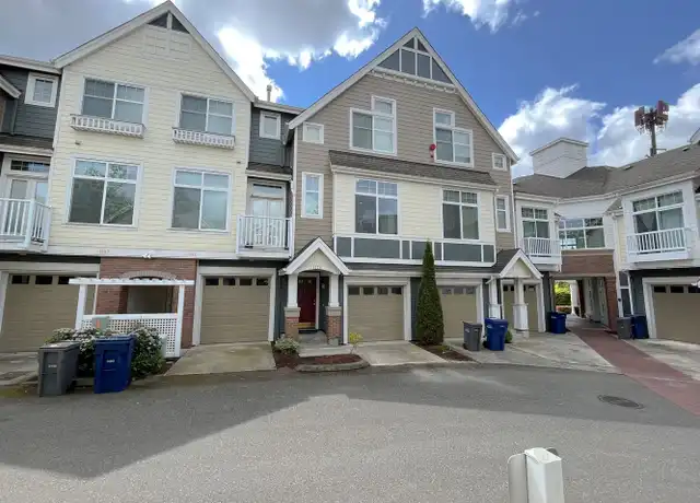 Property at 1379 Huckleberry Cir, Issaquah, WA, 98029, 2 beds, 2.5 baths, [object Object]