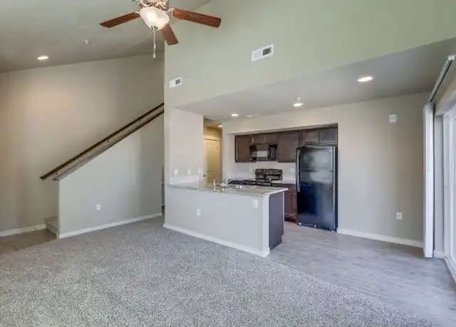 Property at 100 S Locust Grove Rd Unit 101, Meridian, ID, 83642, 2 beds, 2 baths, [object Object]