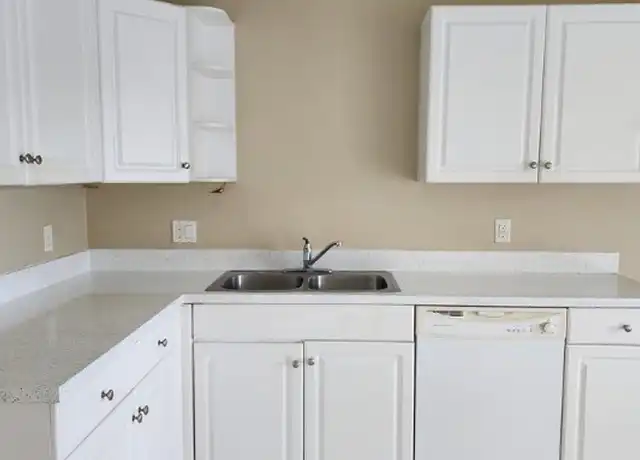Property at 4646 28th St SW, Lehigh Acres, FL, 33973, 3 beds, 2 baths, [object Object]
