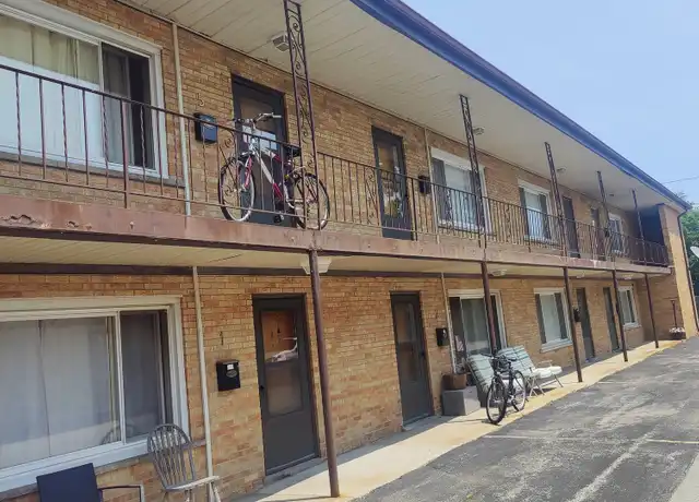 Property at 29 N Hillside Ave Unit 6, Hillside, IL, 60162, 1 bed, 1 bath, [object Object]