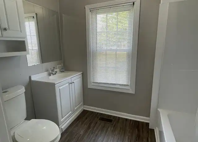 Property at 320 Hannum St, Alcoa, TN, 37701, 2 beds, 1 bath, [object Object]