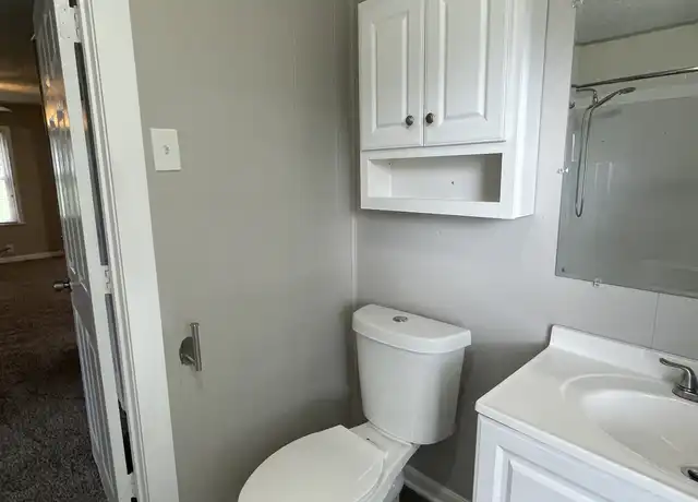 Property at 320 Hannum St, Alcoa, TN, 37701, 2 beds, 1 bath, [object Object]