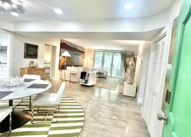 Property at 226 Brazilian Ave Unit 2c, Palm Beach, FL, 33480, 2 beds, 2 baths, [object Object]