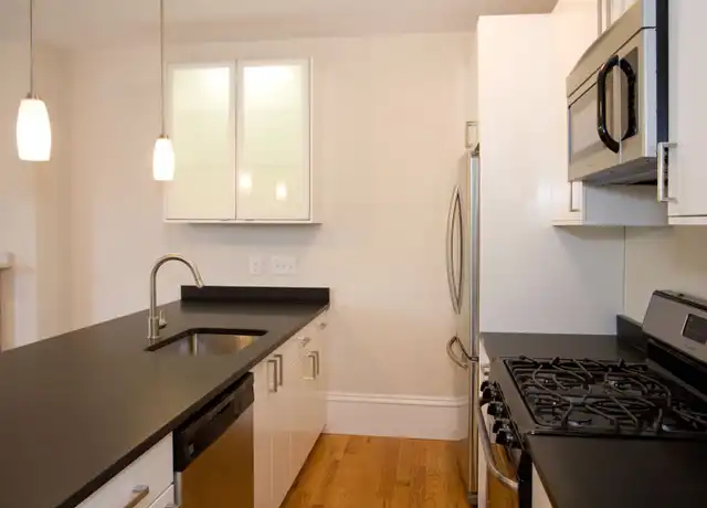 Property at 658 Massachusetts Ave, Boston, MA, 02118, 3 beds, 1.5 baths, [object Object]