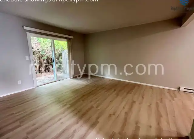 Property at 21723 SE Alder Dr, Gresham, OR, 97030, 2 beds, 1 bath, [object Object]