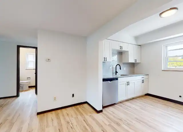 Property at 6390 Ridge Rd Unit 12, Parma, OH, 44129, 2 beds, 1 bath, [object Object]