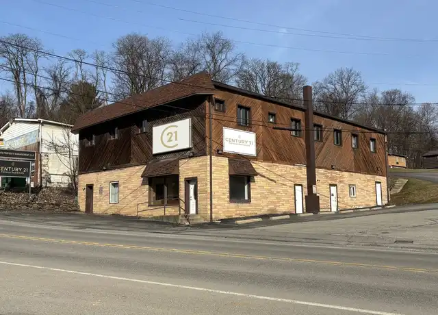 Property at 10261 Center Hwy, Irwin, PA, 15642, 2 beds, 1 bath, [object Object]