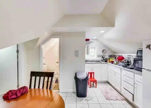 Property at 28 Francis St, Waltham, MA, 02451, 1 bed, 1 bath, [object Object]