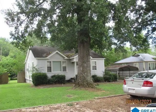 Property at 610 Ledford St, Weaver, AL, 36277, 2 beds, 1 bath, [object Object]