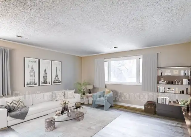 Property at 335 S 26th St Unit 4, Lincoln, NE, 68510, 2 beds, 1 bath, [object Object]