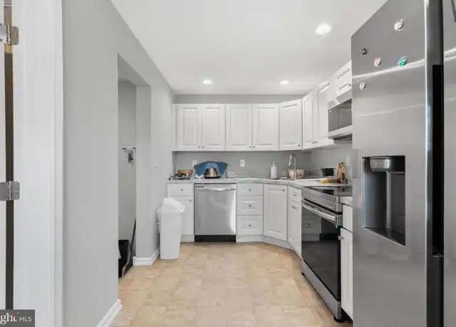 Property at 952 Ralph Ave, Langhorne, PA, 19047, 3 beds, 2 baths, [object Object]
