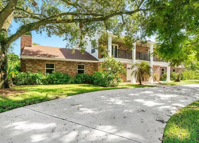 Property at 5065 Horseshoe Cir N, West Palm Beach, FL, 33417, 8 beds, 6.5 baths, [object Object]