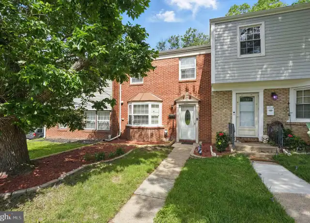 Property at 237 Nottoway St SE, Leesburg, VA, 20175, 3 beds, 1.5 baths, [object Object]