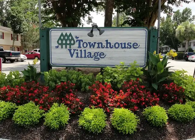 Property at Townhouse Village - 1721 Ashley Hall Rd, Charleston, SC, 29407, 2 beds, 1.5 baths, [object Object]