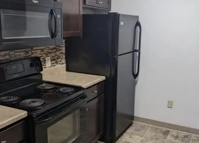 Property at 4370 Maricopa Dr Unit 103, Ames, IA, 50014, 2 beds, 1 bath, [object Object]