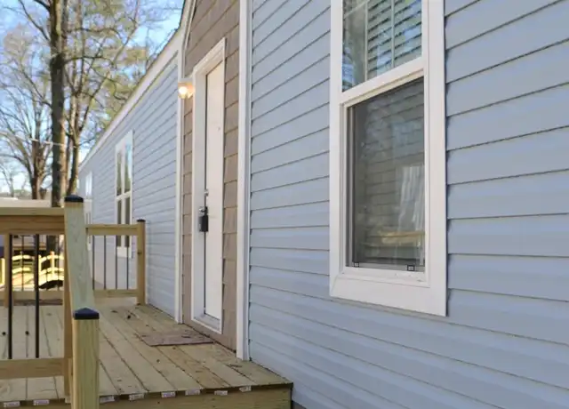 Property at 4965 Cedar St, Acworth, GA, 30101, 3 beds, 2 baths, [object Object]