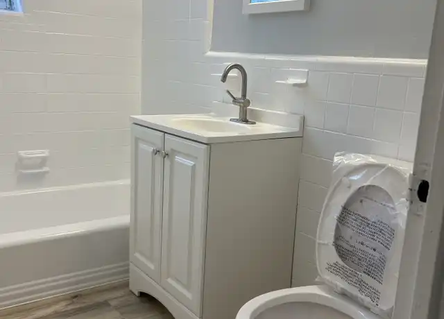 Property at 4210 S Capitol St SE Unit 304, Washington, DC, 20032, 1 bed, 1 bath, [object Object]
