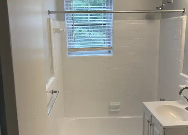 Property at 4210 S Capitol St SE Unit 304, Washington, DC, 20032, 1 bed, 1 bath, [object Object]