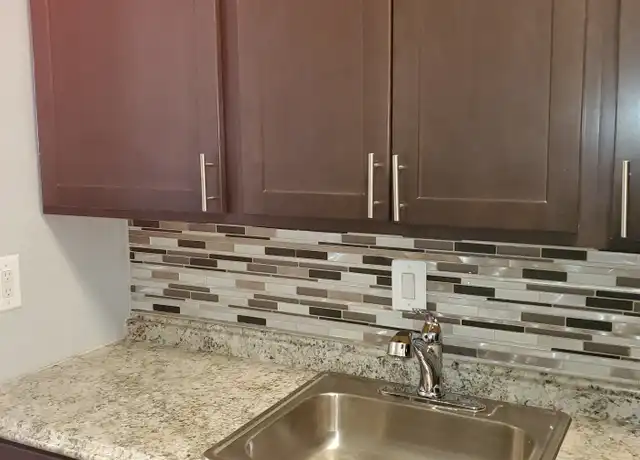 Property at 4210 S Capitol St SE Unit 304, Washington, DC, 20032, 1 bed, 1 bath, [object Object]
