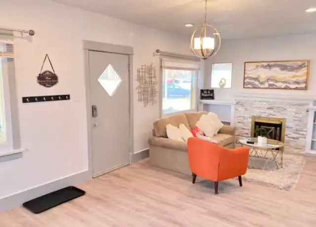 Property at 802 E 500 S, Salt Lake City, UT, 84102, 3 beds, 1 bath, [object Object]