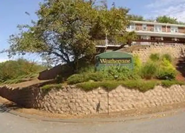 Property at 201 Regan Rd Unit 2B, Vernon, CT, 06066, 2 beds, 1.5 baths, [object Object]