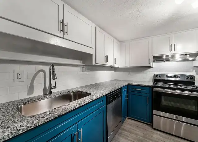 Property at Pines at Lawrenceville Apartments - 2501 Lawrenceville Hwy, Decatur, GA, 30033, 1 bed, 1 bath, [object Object]