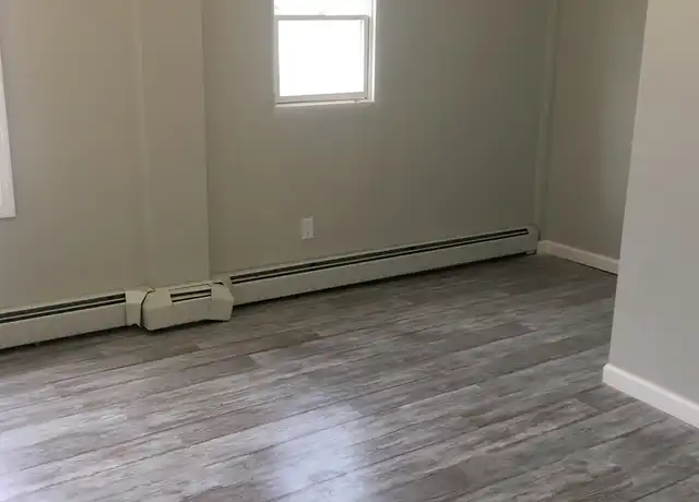 Property at 497 Yates St Unit 2, Albany, NY, 12208, 4 beds, 1 bath, [object Object]
