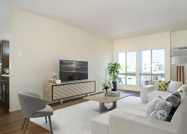 Property at 733 N Kings Rd, West Hollywood, CA, 90069, 0-2 beds, 1-2 bath, [object Object]