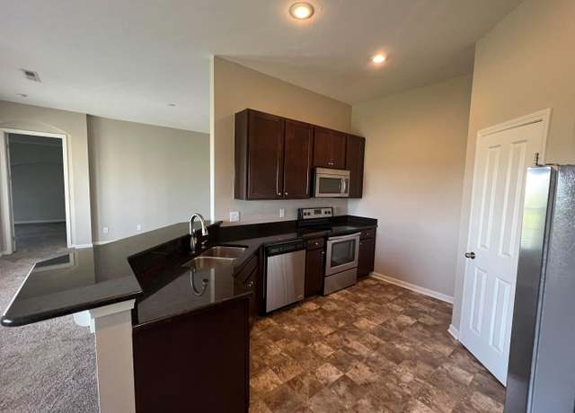 Photo of 3203 Rossmore Cir, Powell, OH 43065
