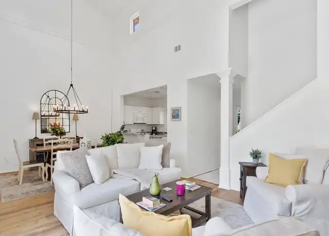 Property at 1335 Saint Davids Ln, Vero Beach, FL, 32967, 3 beds, 2.5 baths, [object Object]