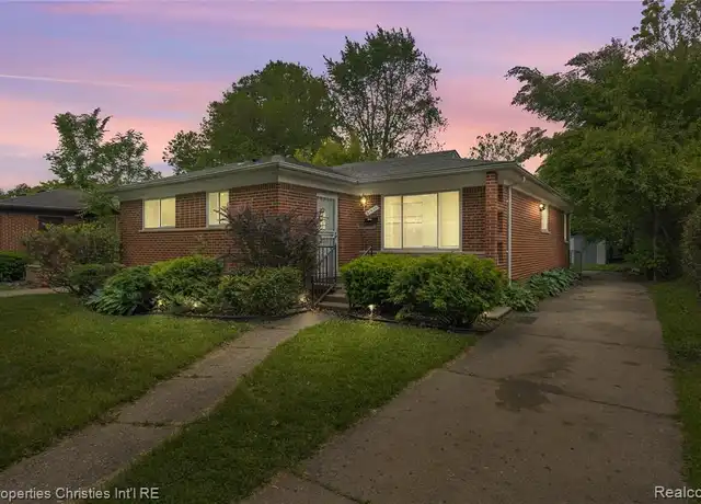 Property at 21871 Stratford St, Oak Park, MI, 48237, 3 beds, 2.5 baths, [object Object]