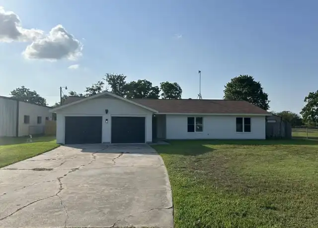 Property at 241 Buck Square St, Victoria, TX, 77905, 3 beds, 2 baths, [object Object]