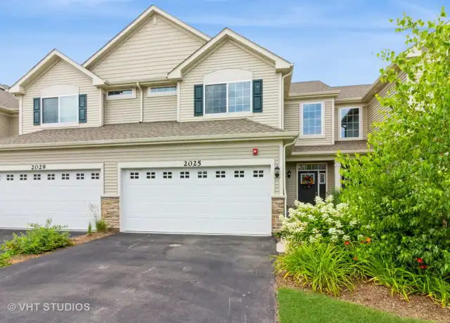 Property at 2025 Stuttle Rd, Batavia, IL, 60510, 3 beds, 2.5 baths, [object Object]