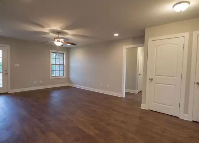 Property at 20669 Sabrina Ln, Athens, AL, 35611, 3 beds, 2 baths, [object Object]
