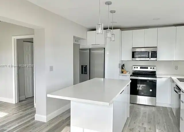 Property at 8350 SW 32nd St, Miami, FL, 33155, 3 beds, 1 bath, [object Object]