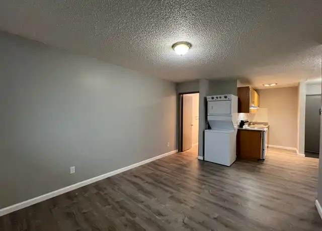 Property at 16124 SE Alder St Unit 01-B, Portland, OR, 97233, 1 bed, 1 bath, [object Object]