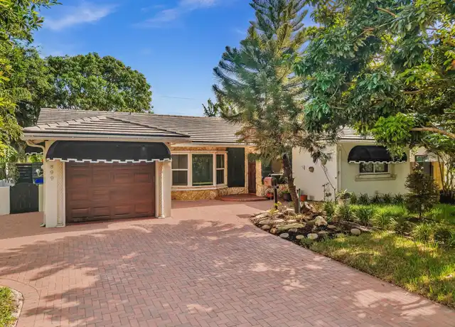 Property at 899 NW 6th Dr, Boca Raton, FL, 33486, 2 beds, 2 baths, [object Object]