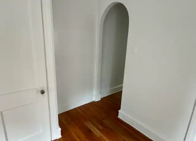 Property at 212 S 41st St Unit 3Rr, Philadelphia, PA, 19104, 0 beds, 1 bath, [object Object]